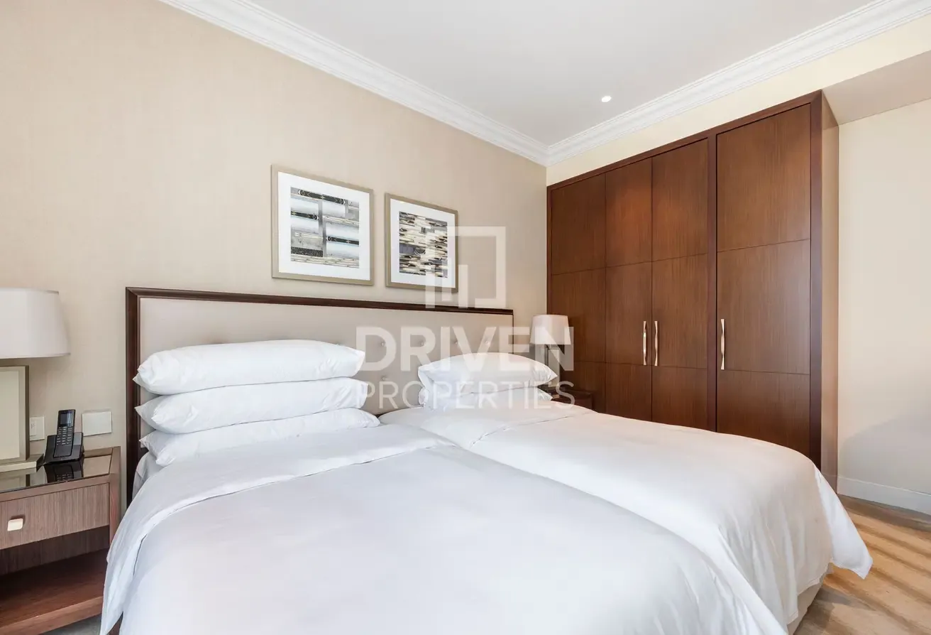 Full Fountains and Burj Khalifa View | High Floor