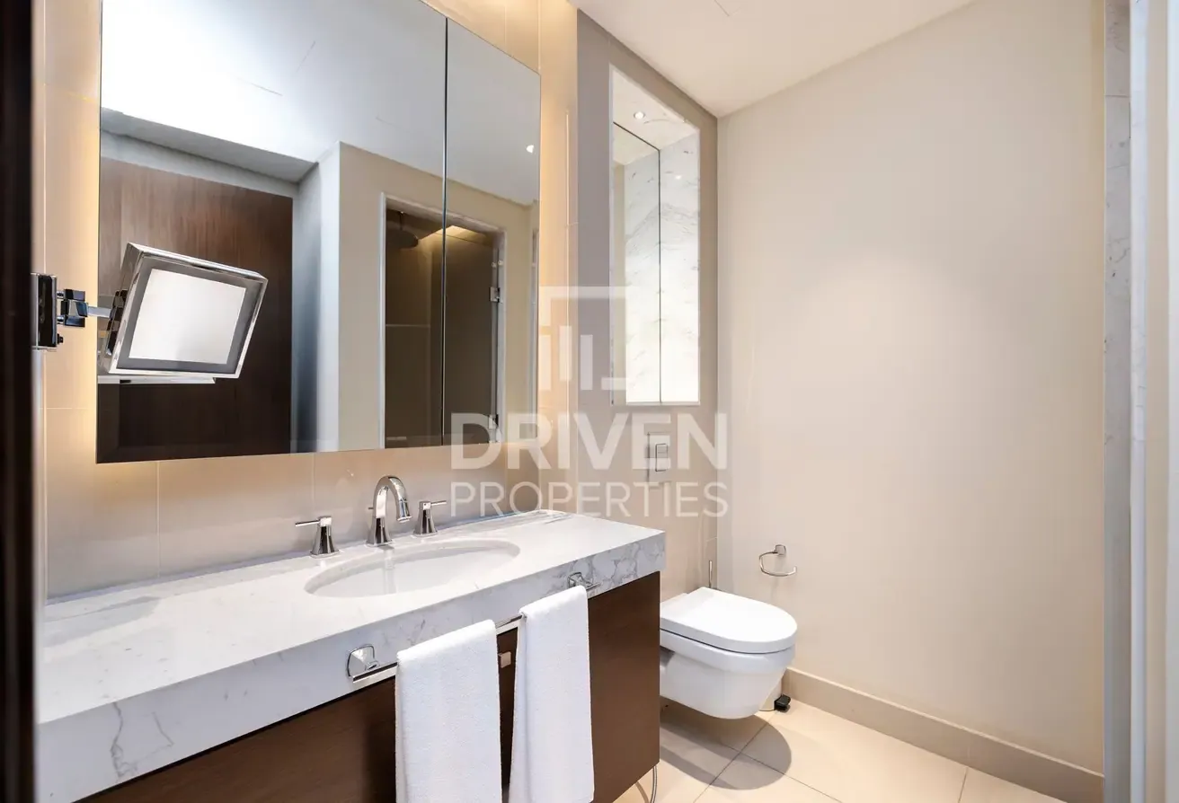 Full Fountains and Burj Khalifa View | High Floor