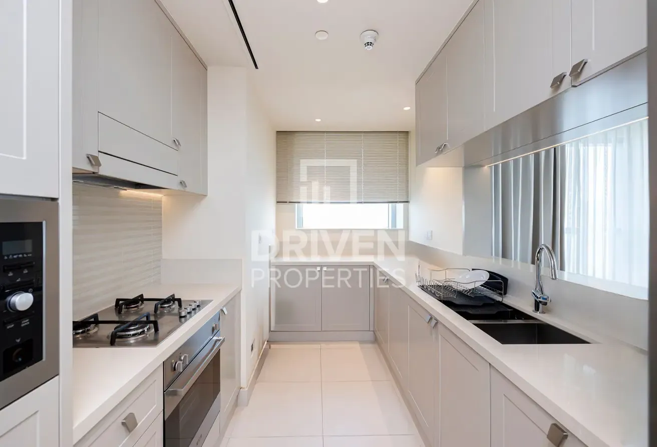 Full Fountains and Burj Khalifa View | High Floor