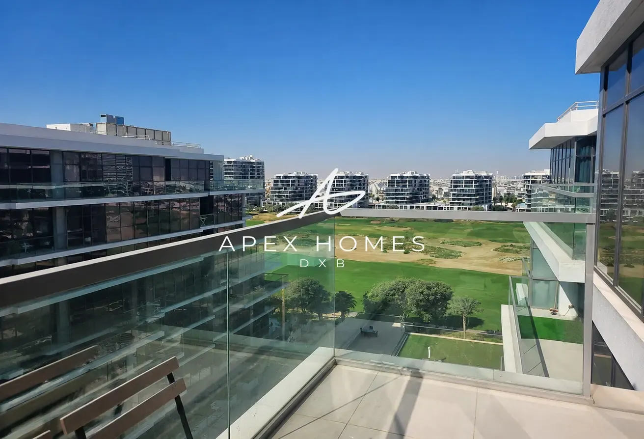 Golf View | VOT | Upgraded | High Floor