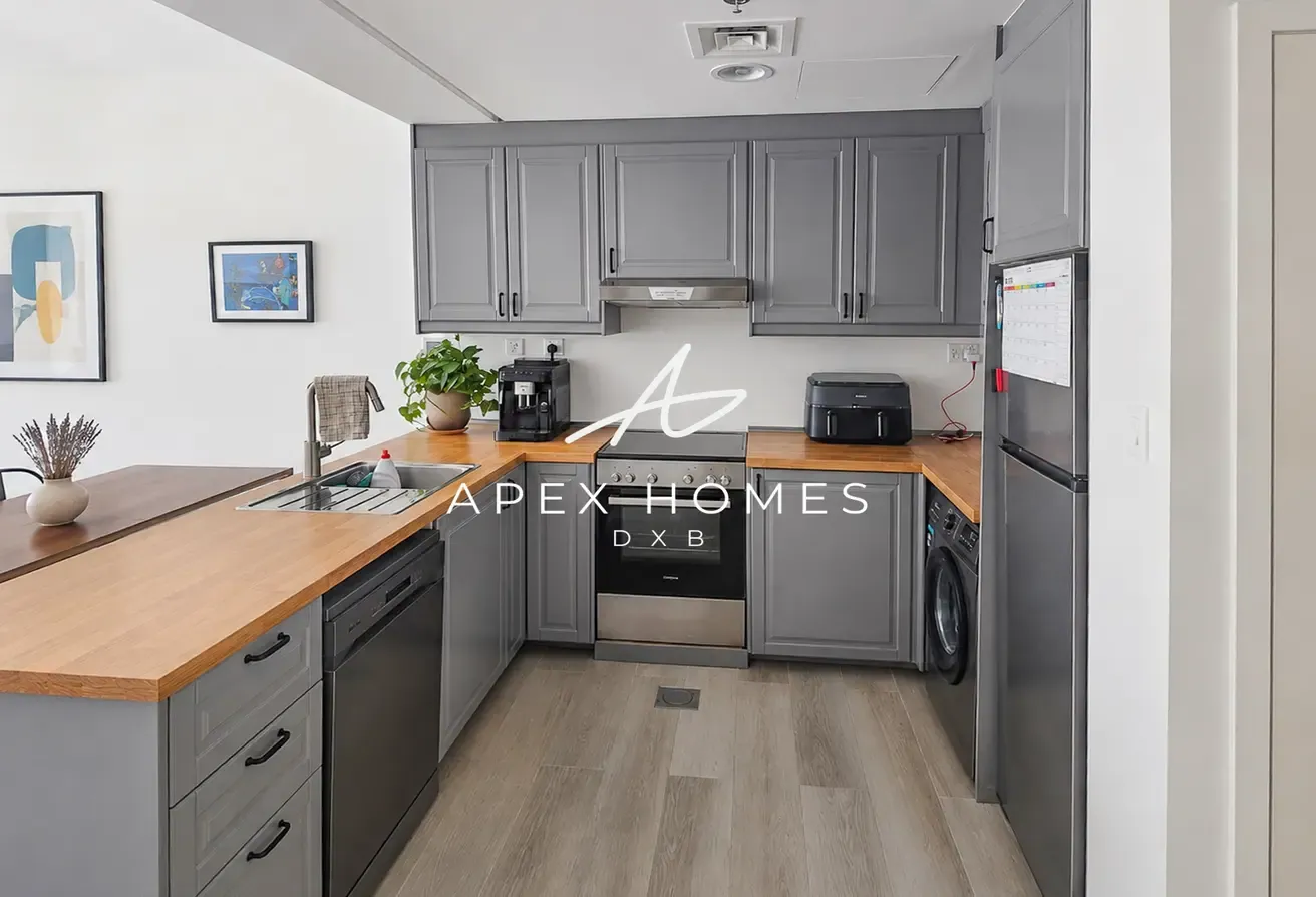 Golf View | VOT | Upgraded | High Floor