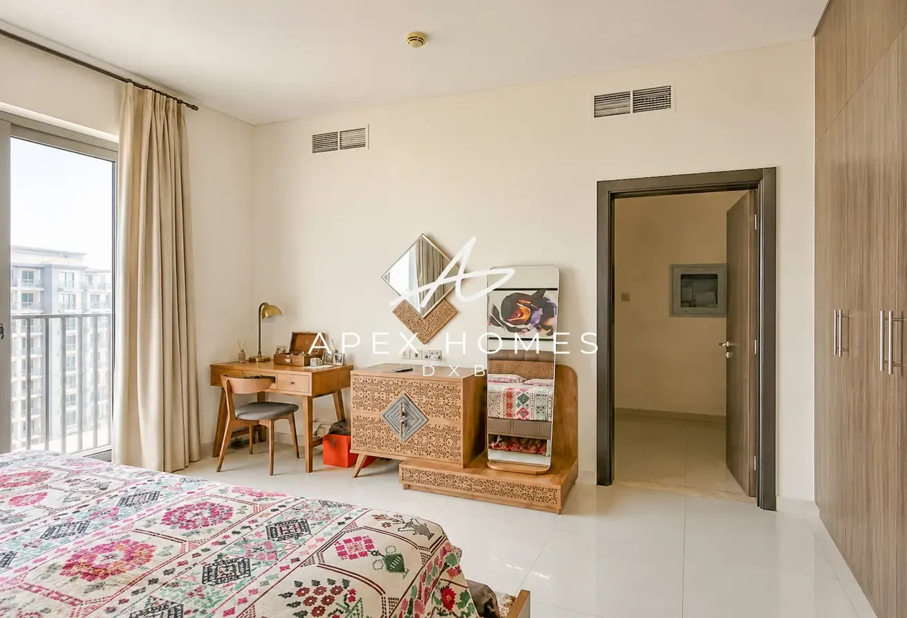 Golf View | Vacant | Corner Unit