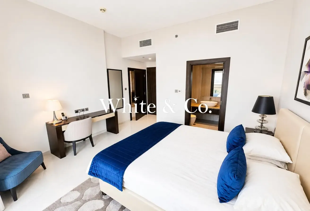 1 Bed 2 Bath | Upgraded |Golf Course View