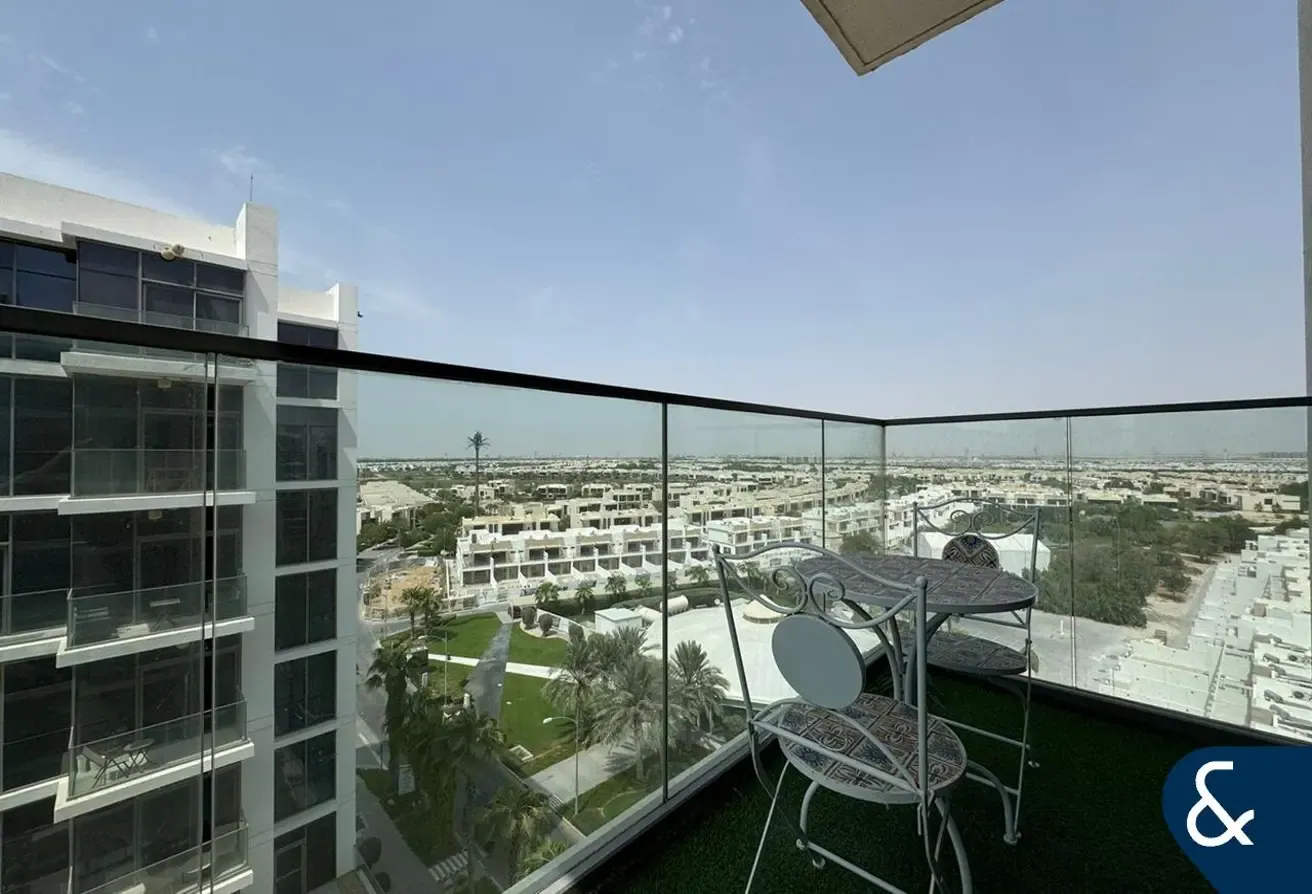 Vacant Soon | 849sqft  | Golf + Pool View