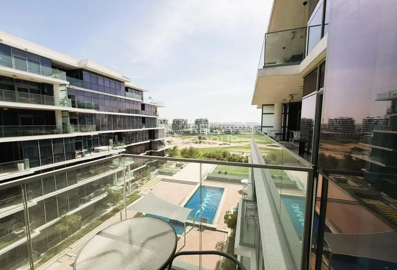 Golf Course View I Fully Furnished | Huge Layout