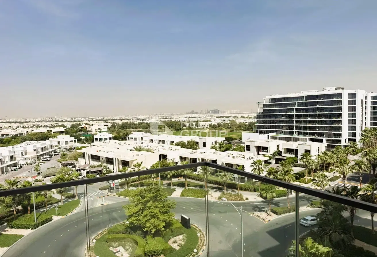 Golf Course View I Fully Furnished | Huge Layout