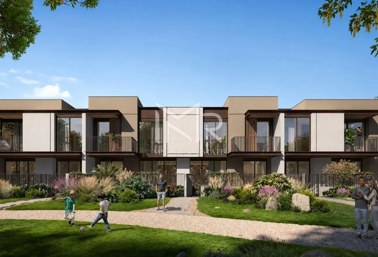 Biggest Plot | Single Row | Modern Layout