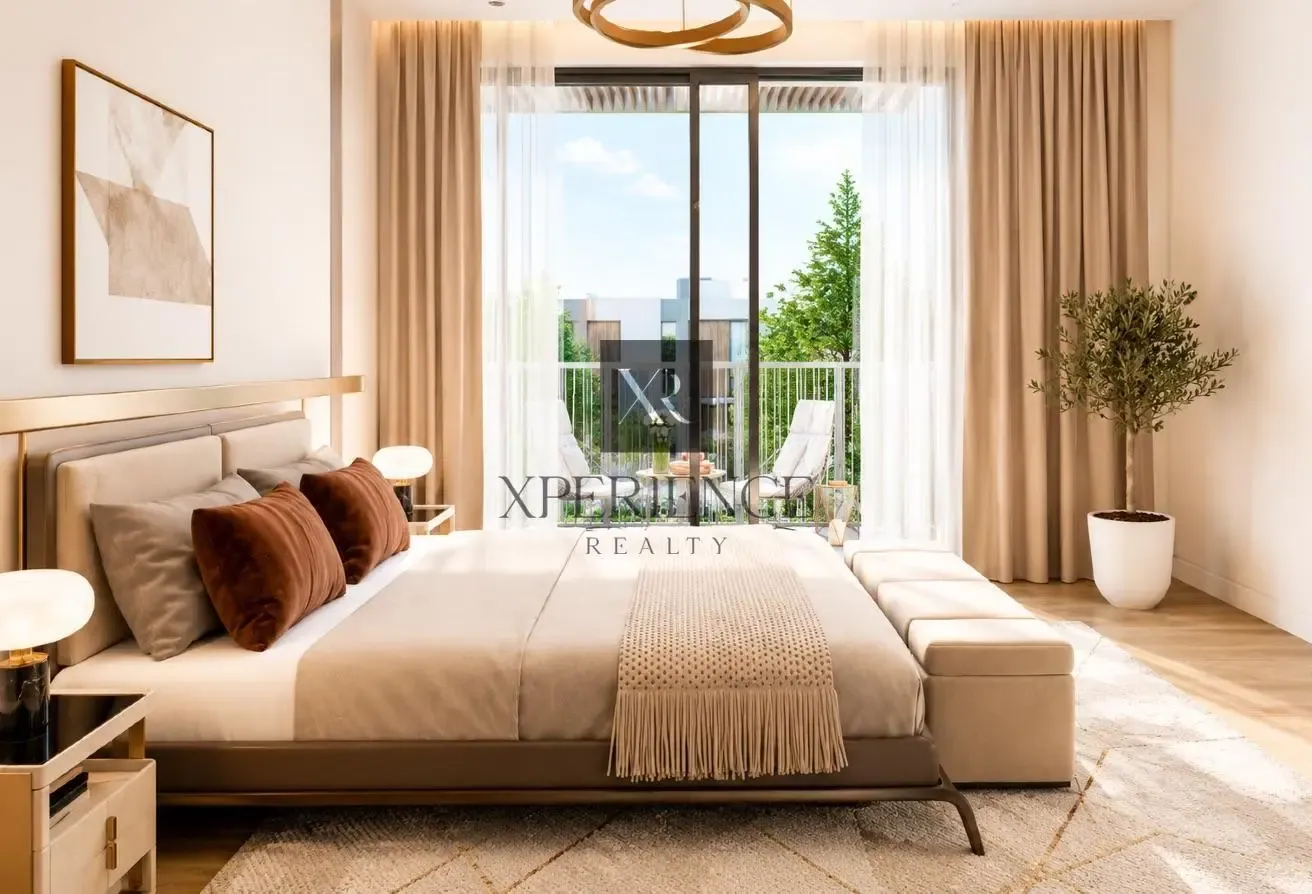 DIAGON | AT OP | SINGLE ROW | 3 BR TH | RESALE