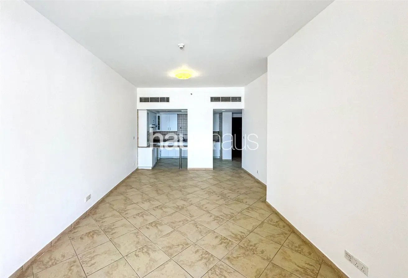 2 Bed | Rare Large Unit | 2 Parking + 1 Storage