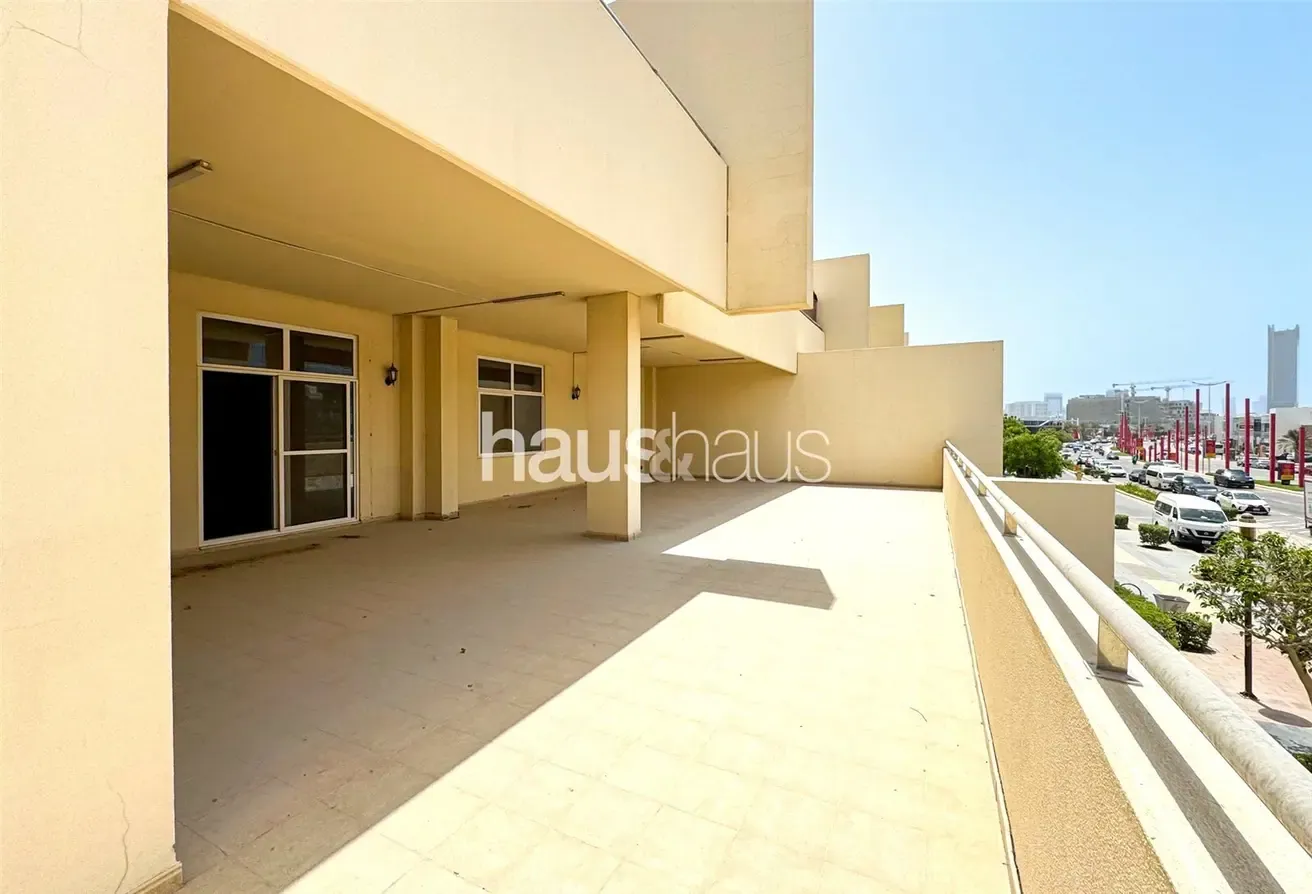2 Bed | Rare Large Unit | 2 Parking + 1 Storage