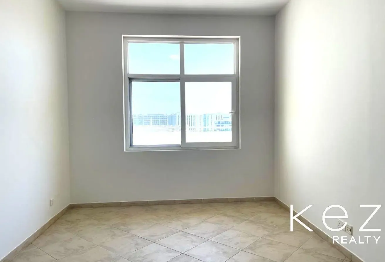 Spacious 1-Bedroom Apartment with Large Terrace