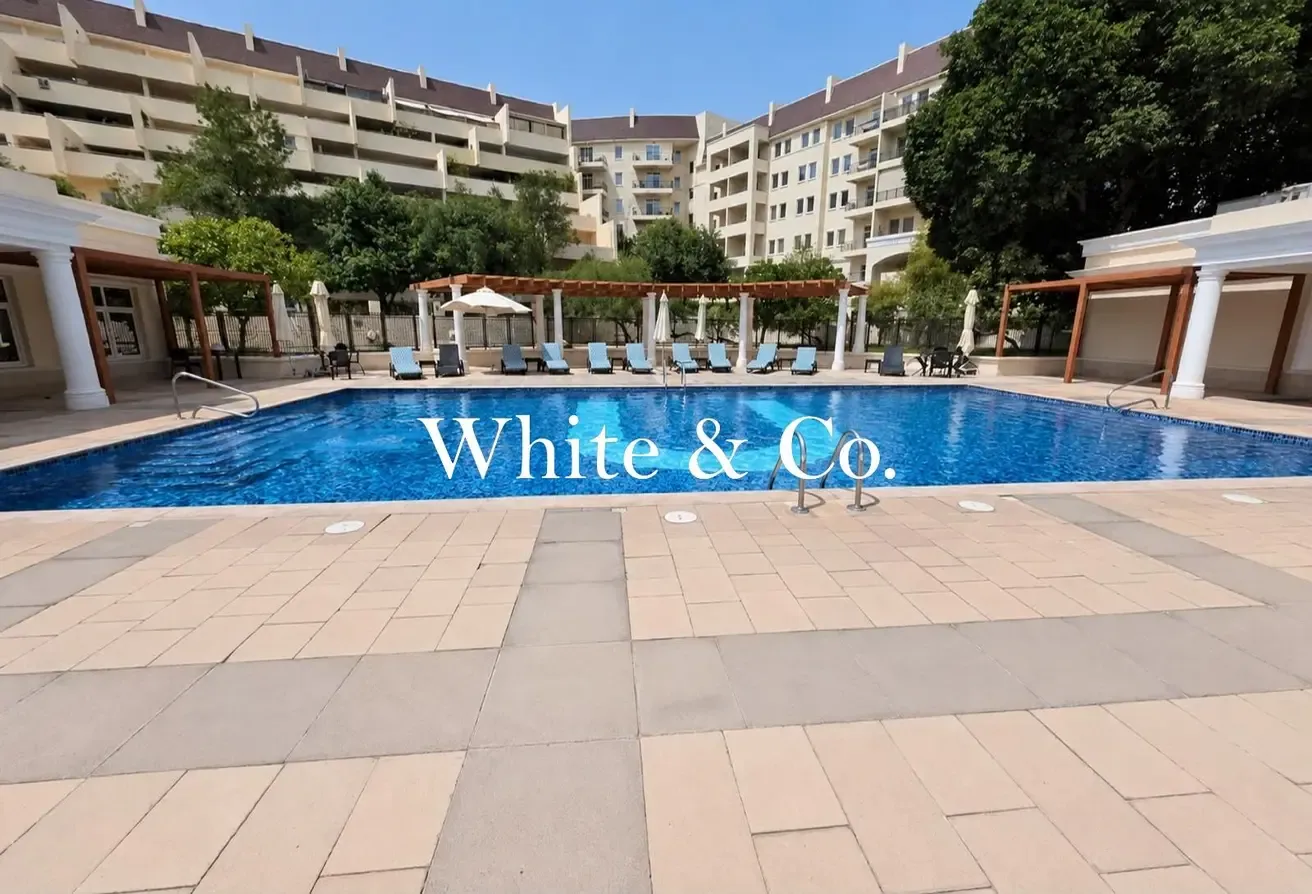 Full Upgrade | Community Facing | Spacious