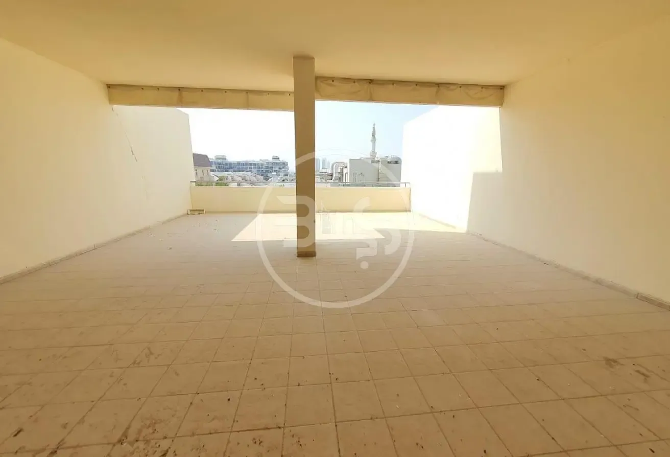 -Huge Terrace -Upgraded- Community View