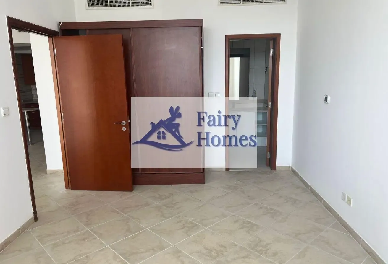 Multiple 1 Bedroom | Fox Hill 3 | Large Terrace op
