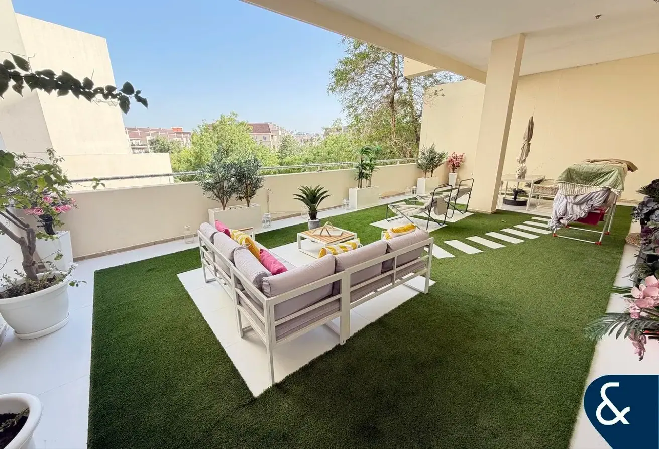 Spacious Two Bedroom | Upgraded | Rented