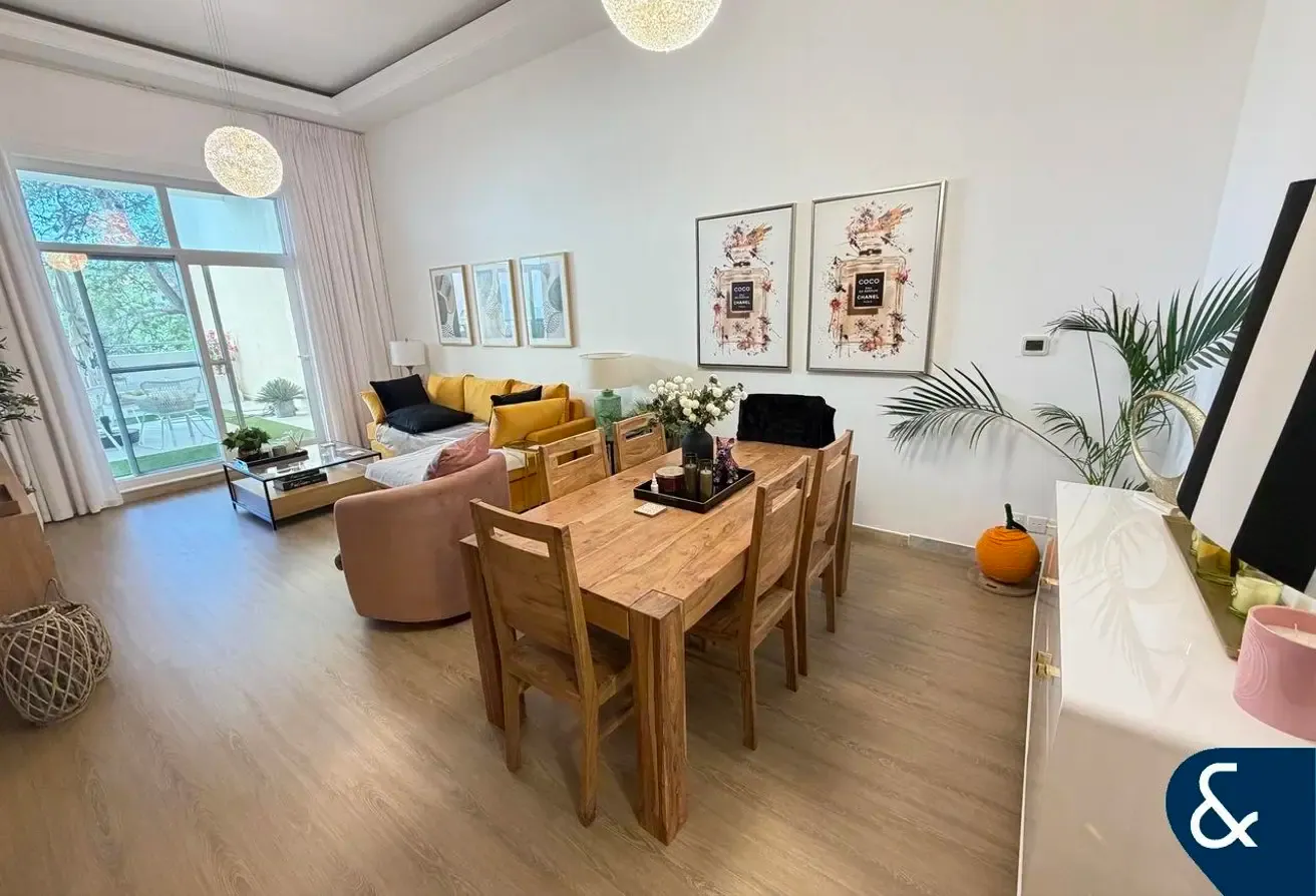 Spacious Two Bedroom | Upgraded | Rented