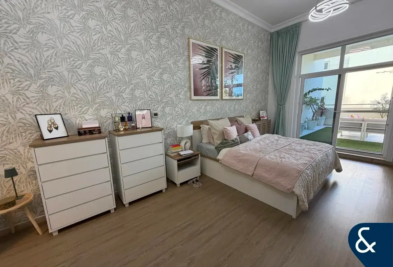 Spacious Two Bedroom | Upgraded | Rented