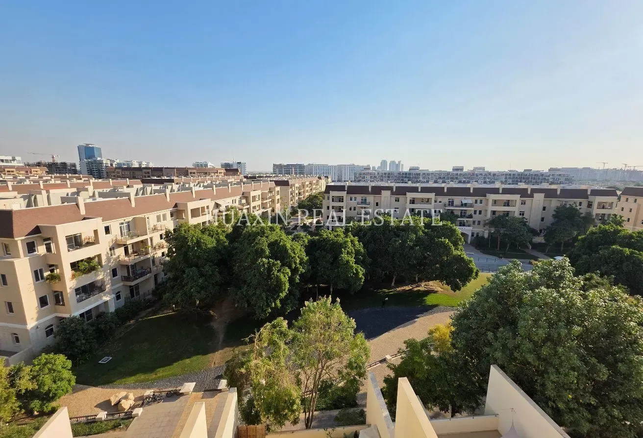 Lush Green Park Views | Vacant | Fully Upgraded
