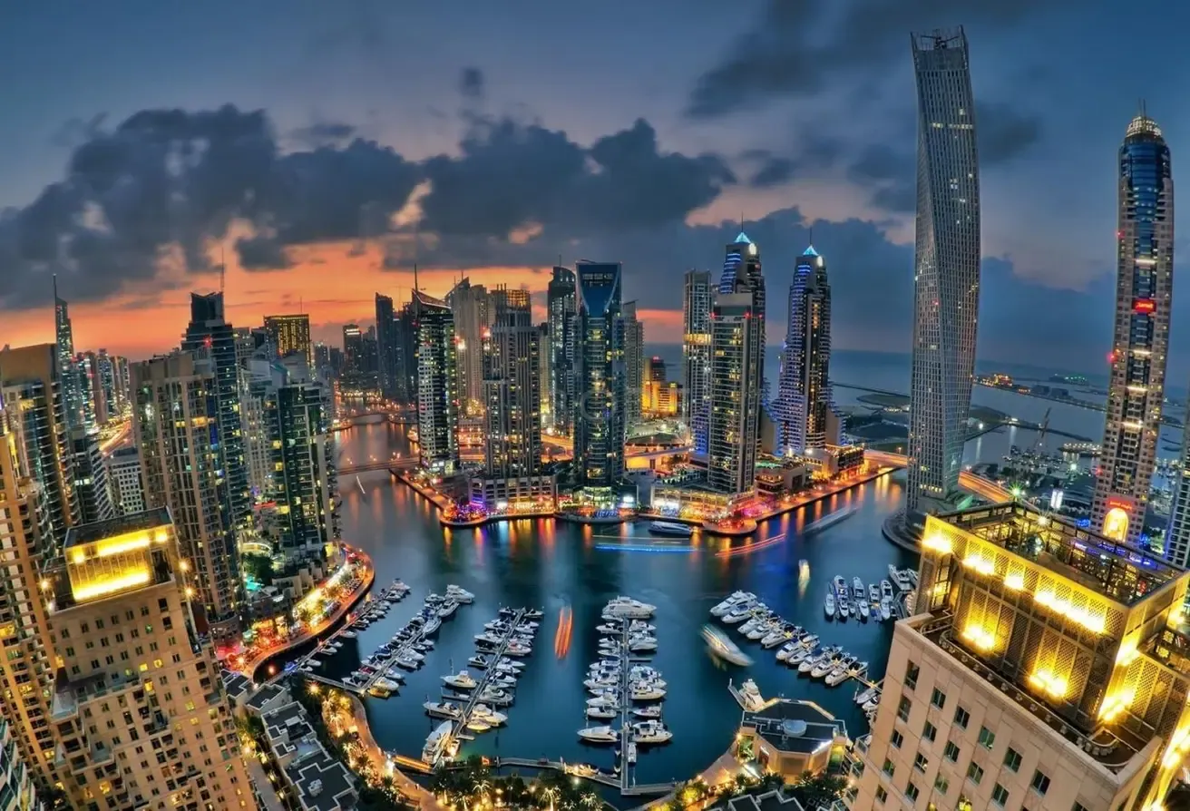 Marina Shores | 3 Bedroom | Marina Skyline View