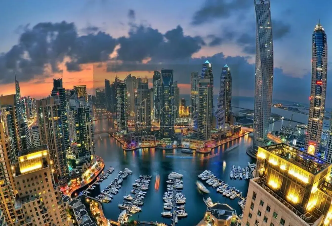 Waterfront | Luxury Living | Exceptional Deal
