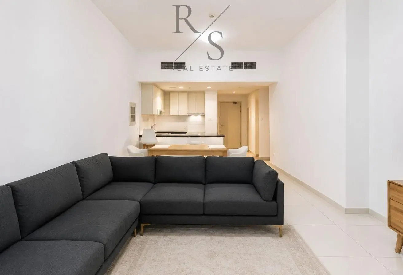 2BR + Maid | High Floor | Golf Course View
