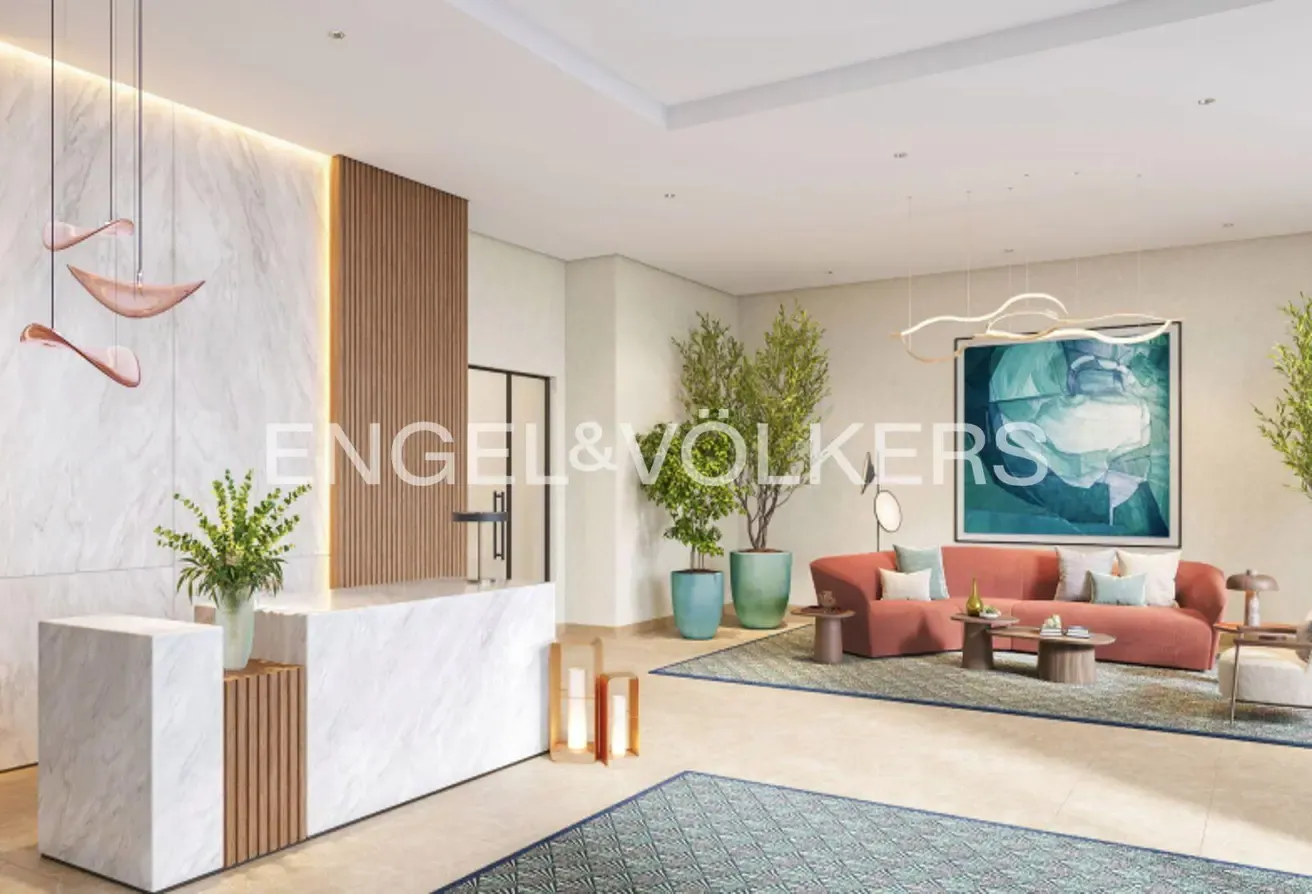 Marina Front Living | Skyline & Sea Views