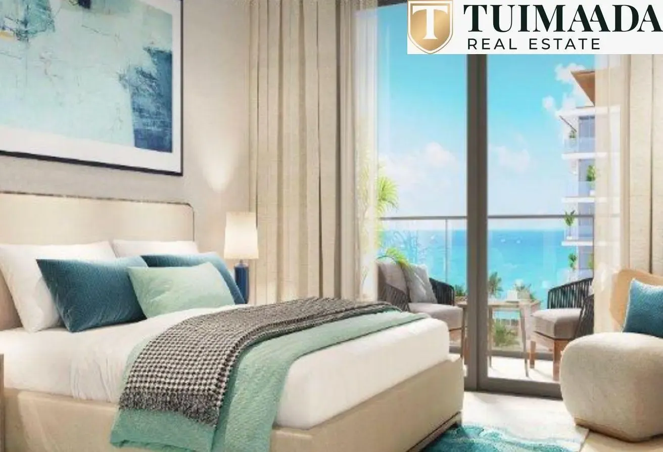 Luxury Seafront Unit I Prime Location I Spacious