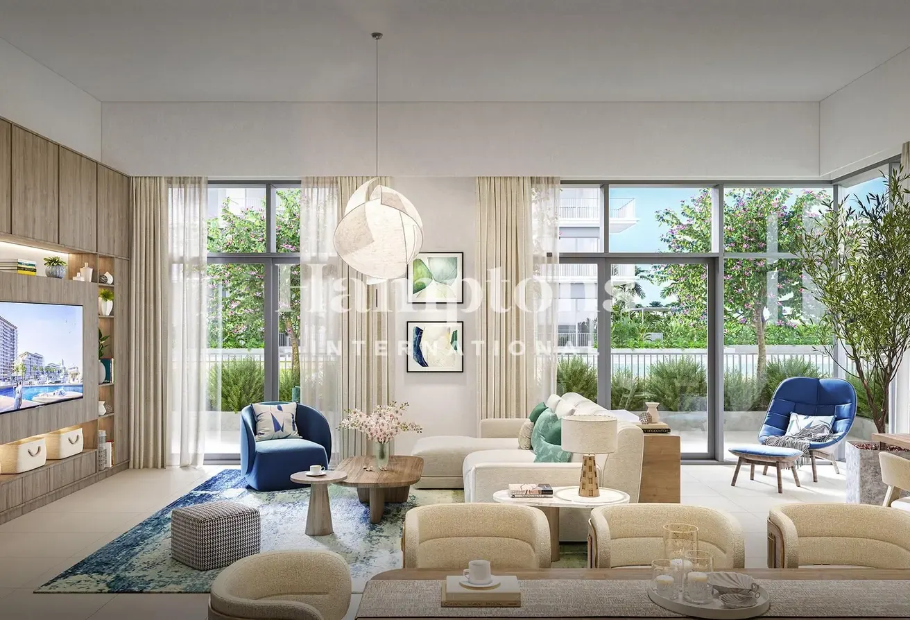 Seascape | 2BR Waterfront Apartment | Middle Floor