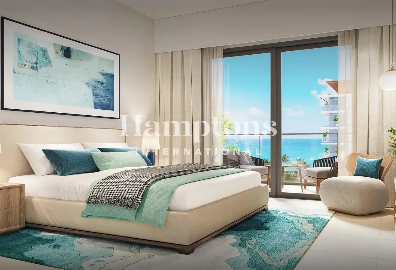 Seascape | 2BR Waterfront Apartment | Middle Floor