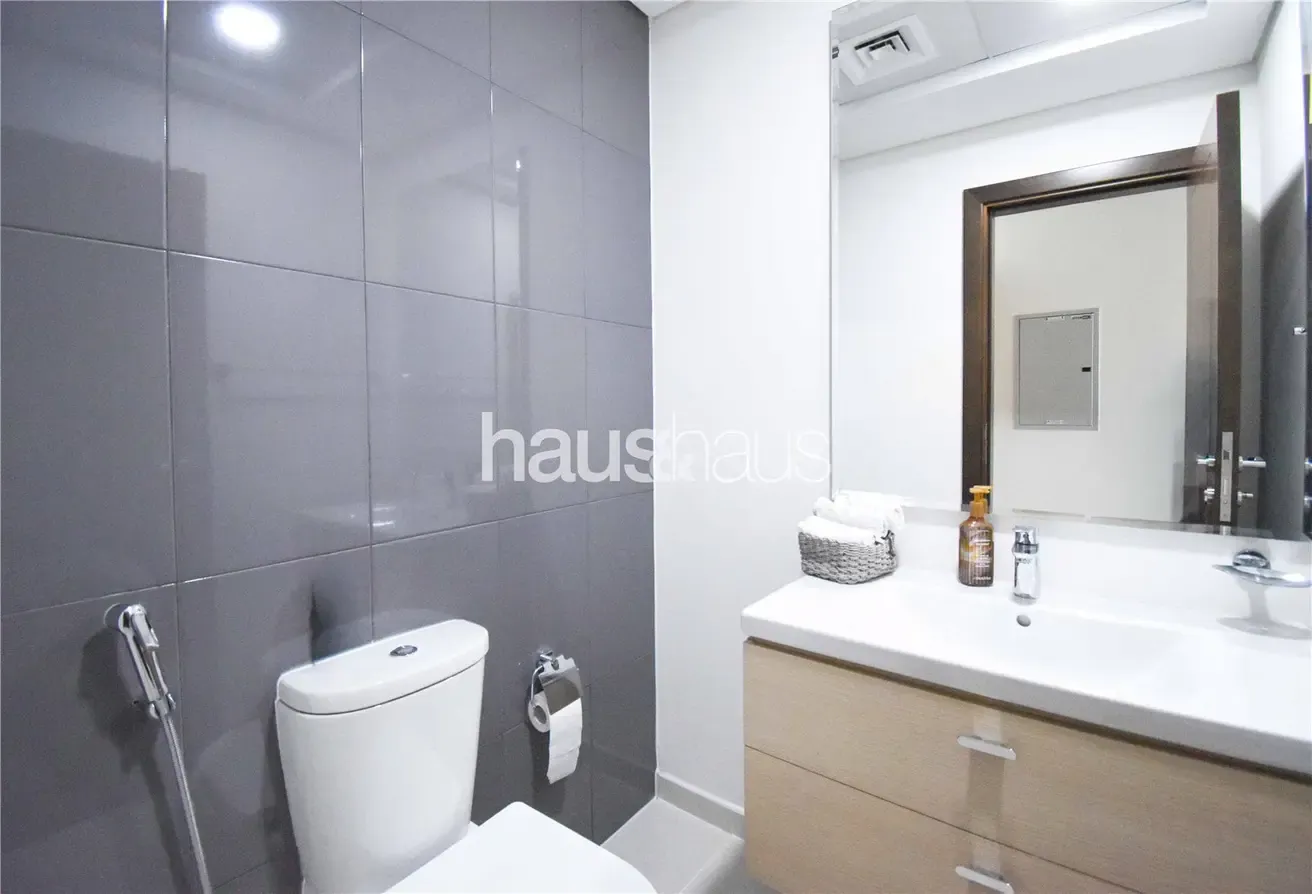 Large 2BR + Maid | Vacant On Transfer | High Floor