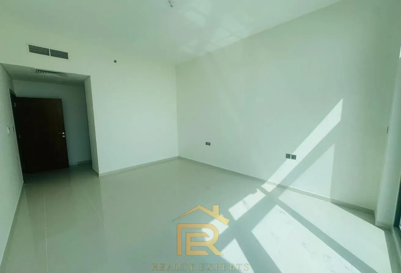 Spacious 2 Bedroom Apartment with Appliances
