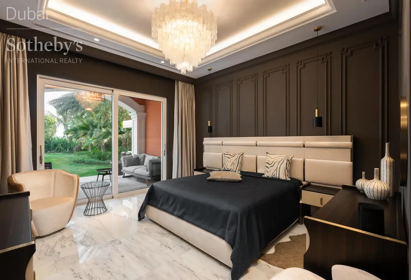 Mediterranean Waterfront Villa on Palm Jumeirah