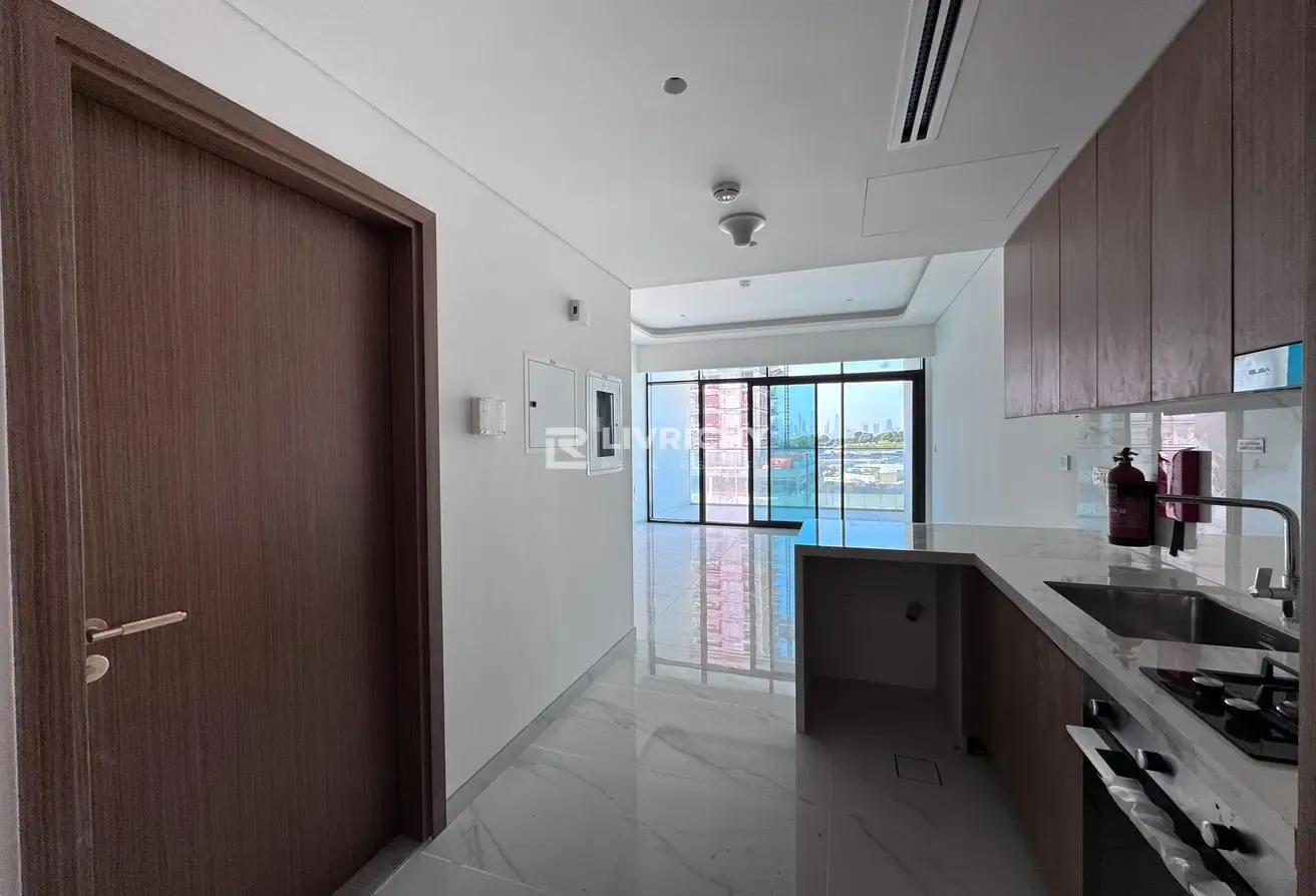 PARK VIEW | PRIME LOCATION | MODERN FINISHES
