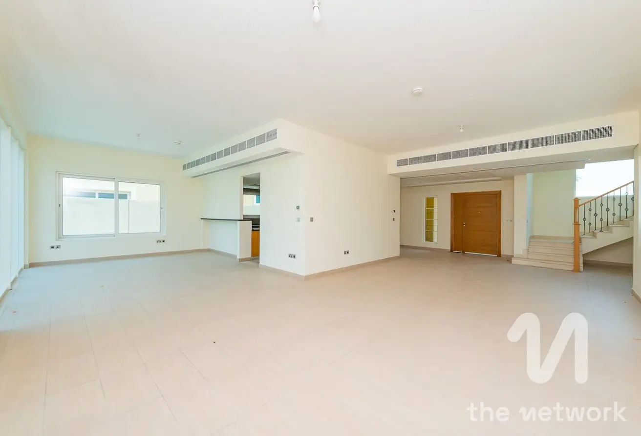 Single Row | Large Plot | Private Pool | Available
