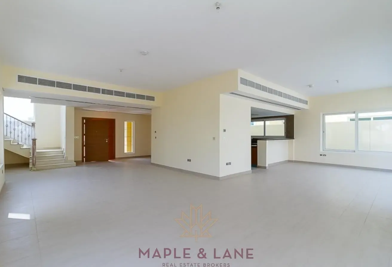 Single Row | Vacant | Legacy Nova | 4BR+Maids