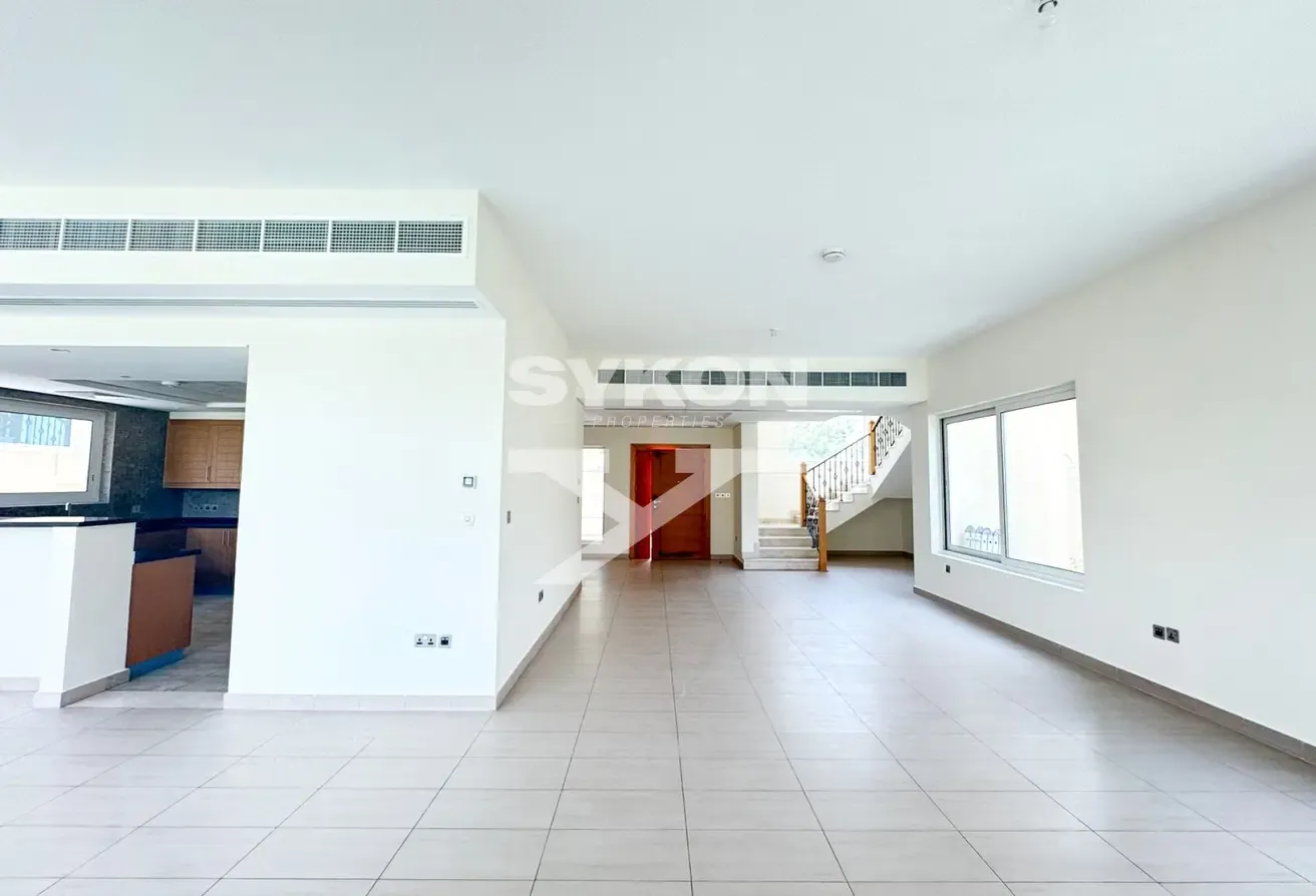 Huge 4 Bedrooms | Single Row | Landscaped Garden