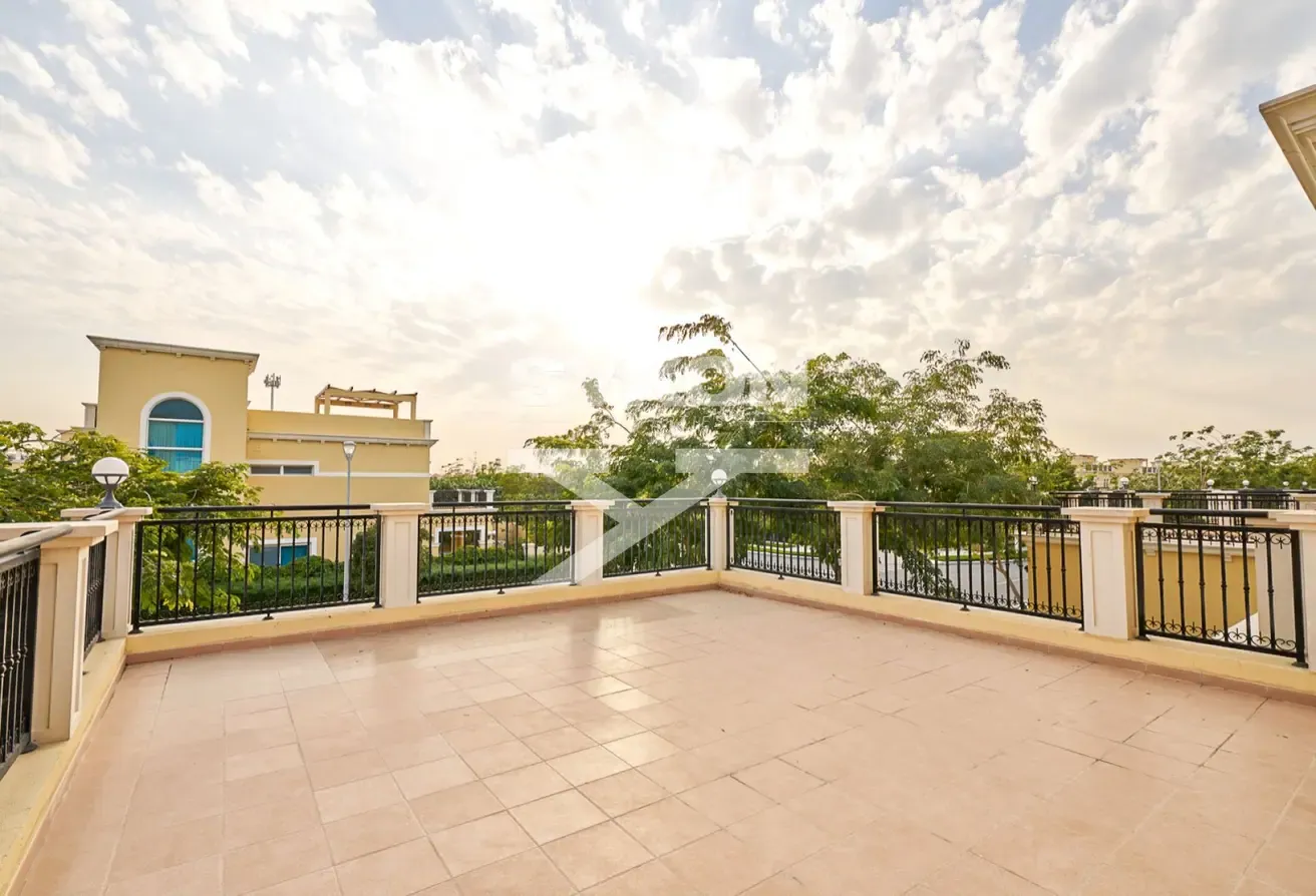 4 Bedrooms | With  Rooftop Terrace | Prime Area
