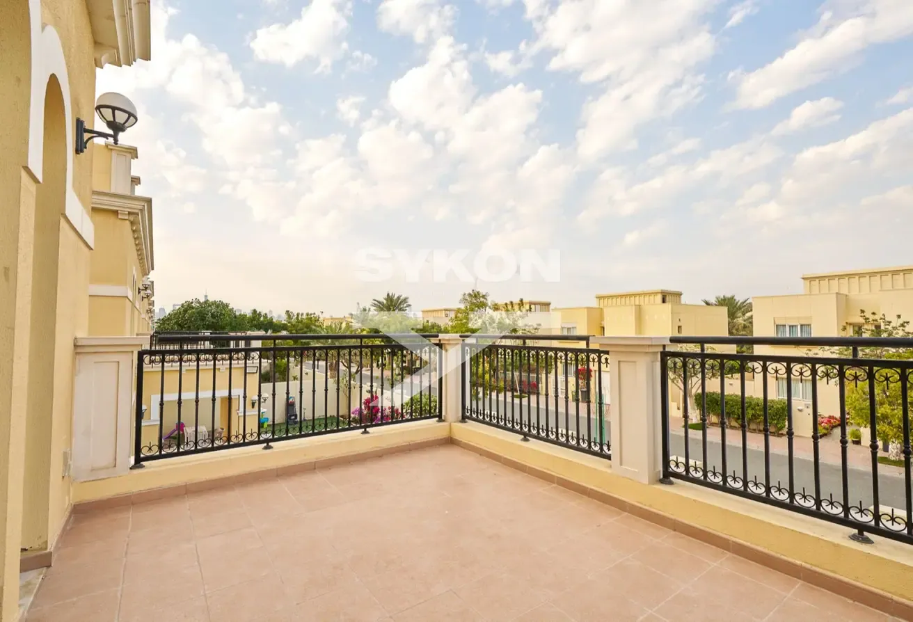 4 Bedrooms | With  Rooftop Terrace | Prime Area