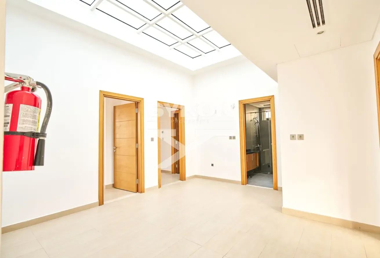 4 Bedrooms | With  Rooftop Terrace | Prime Area