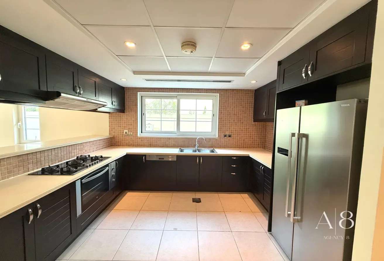Excellent Condition | Jacuzzi | Extended