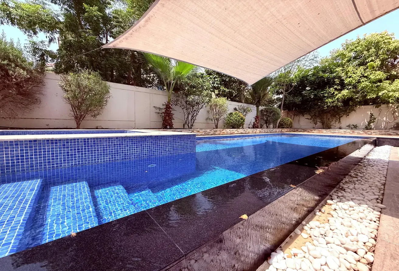 Excellent Condition | Jacuzzi | Extended