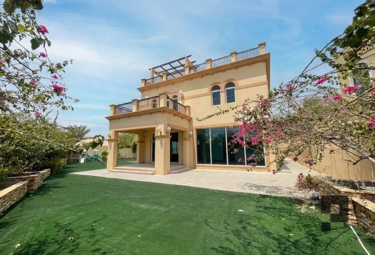 Spacious 4BR + Maid | Unfurnished | Prime District