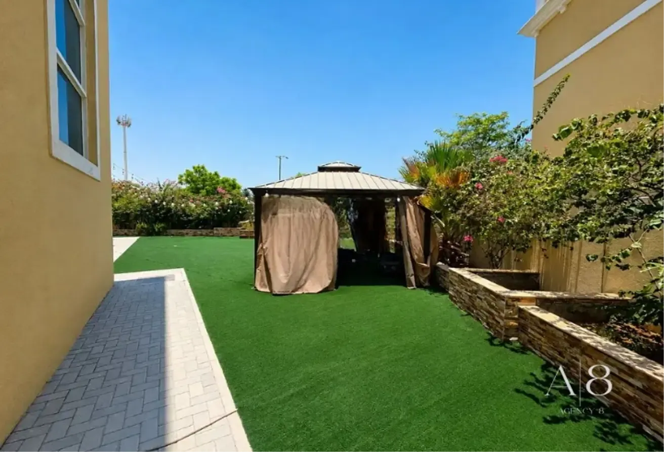 Roof Garden | Single Row | New Painted