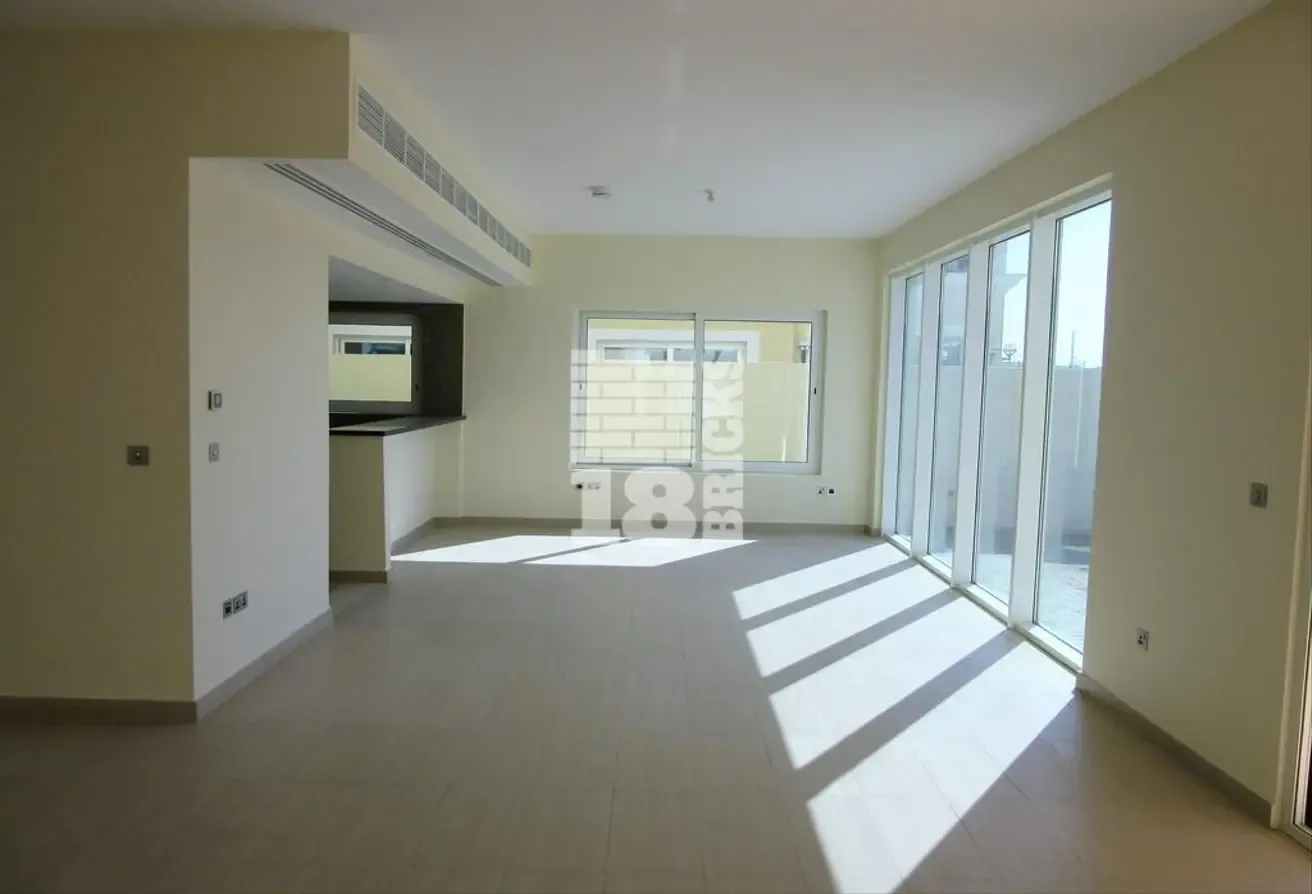 4 Bedrooms + Maid With Roof Terrace | Legacy Nova