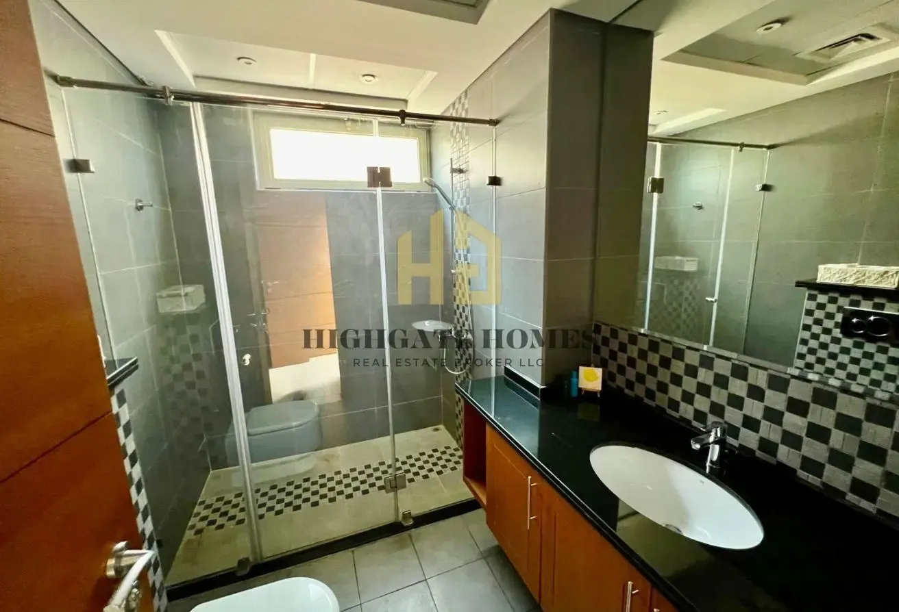 Vacant | Near Park | Single Row | Flexible Viewing