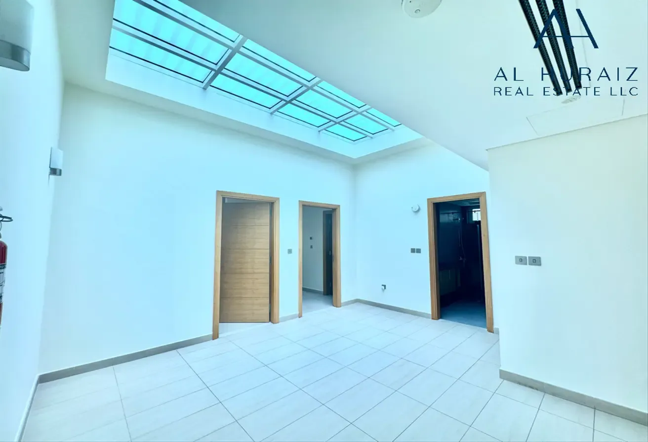 Move-In Ready | Single-Row Villa | Quiet Area