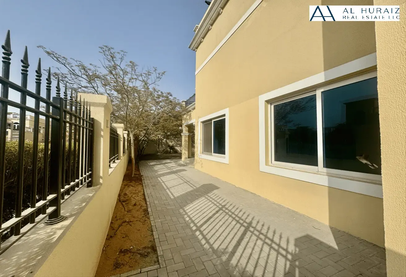 Move-In Ready | Single-Row Villa | Quiet Area