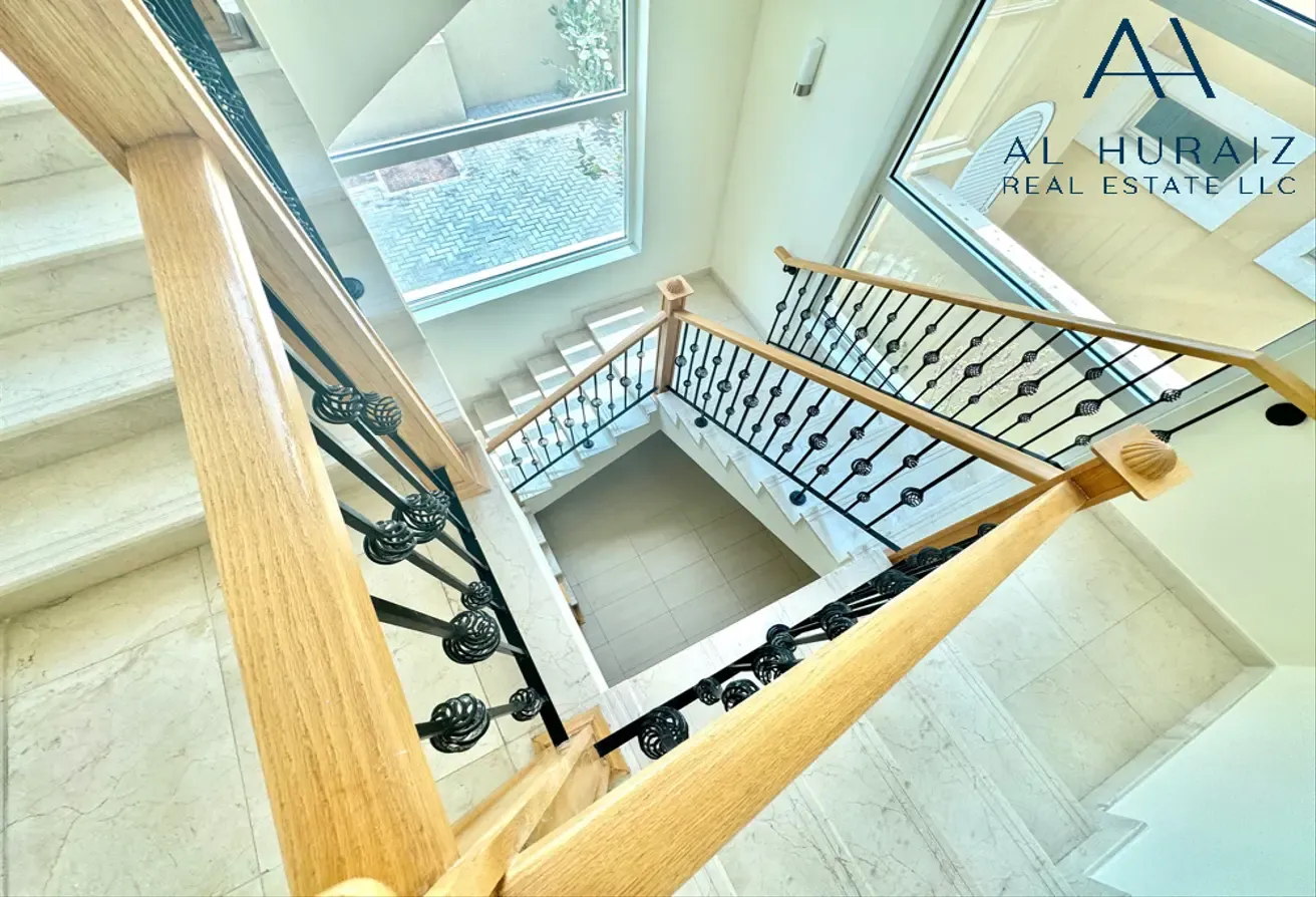 Move-In Ready | Single-Row Villa | Quiet Area