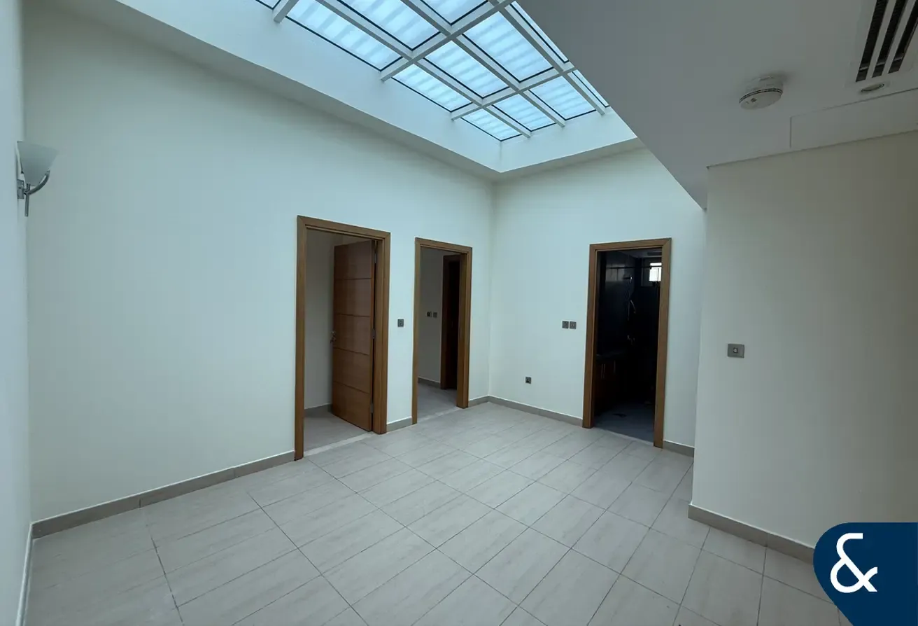 Private Pool | August | Unfurnished