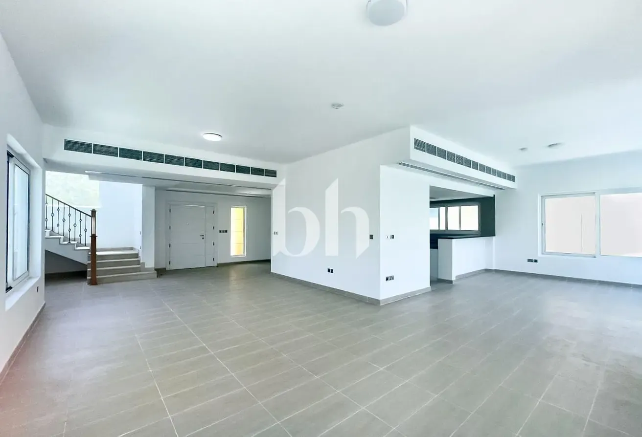 Corner Unit | Best Location | 4 bed plus maids